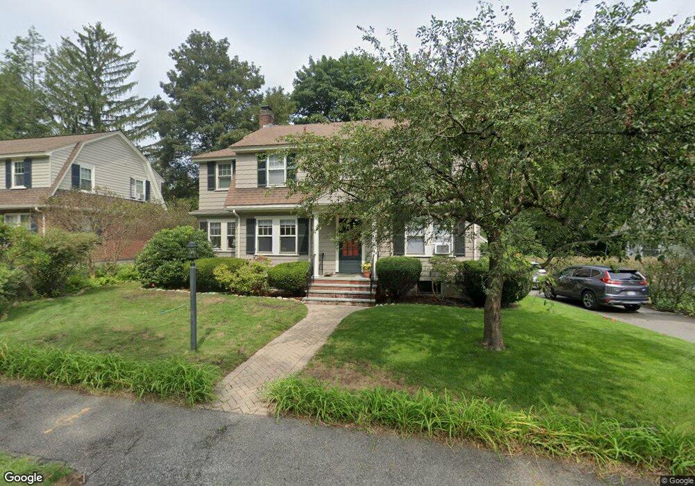 49 Clovelly Rd, Wellesley Hills, MA 02481 - photo 1