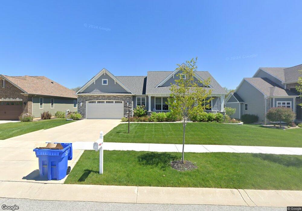 2046 Franklin Dr, Crown Point, IN 46307 - photo 1