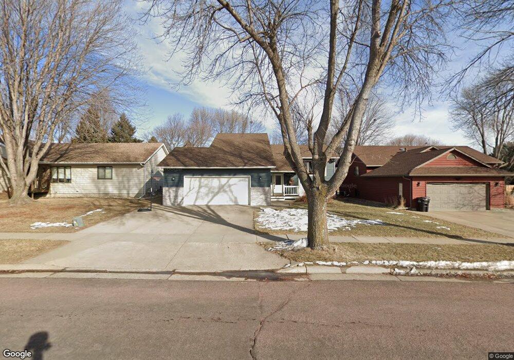 5008 E Fernwood Dr, Sioux Falls, SD 57110 - photo 1