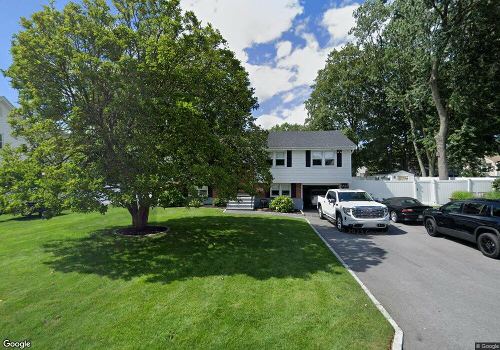 5 Thornton St, Woburn, MA 01801 - photo 1