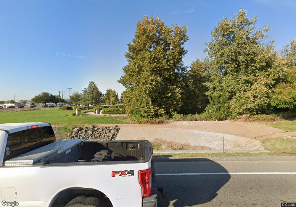 7754 E Ashlan Ave, Clovis, CA 93619 - photo 1