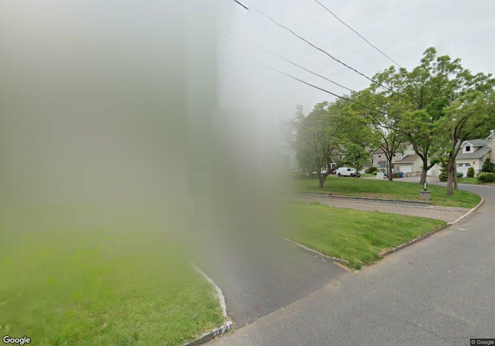 1711 Westover Rd, Linden, NJ 07036 - photo 1