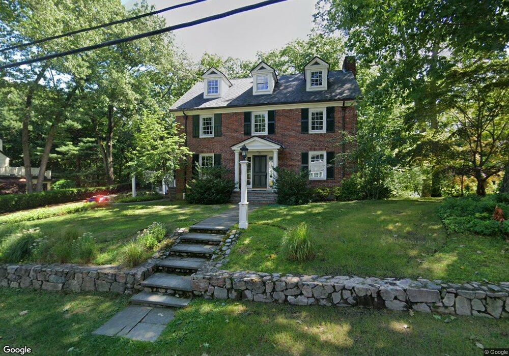 25 Colburn Rd, Wellesley Hills, MA 02481 - photo 1