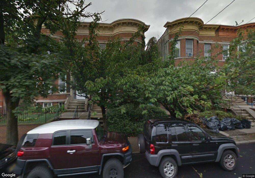 258 Woodlawn Ave, Jersey City, NJ 07305 - photo 1