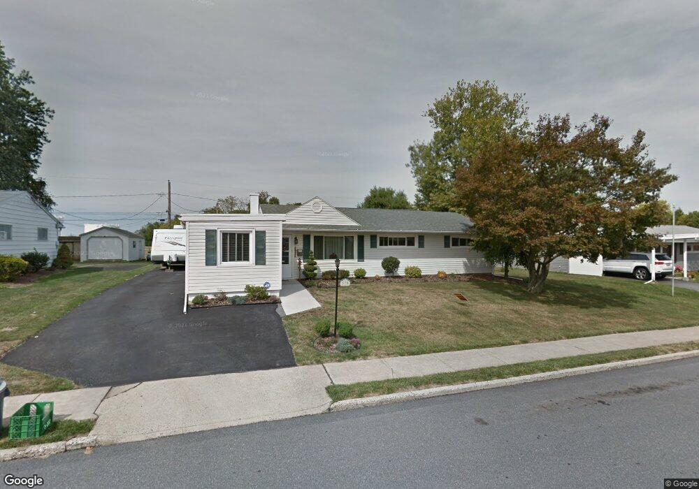 578 Miller Ln, Whitehall, PA 18052 - photo 1