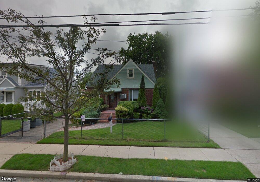 248 Hoffman St, Franklin Square, NY 11010 - photo 1