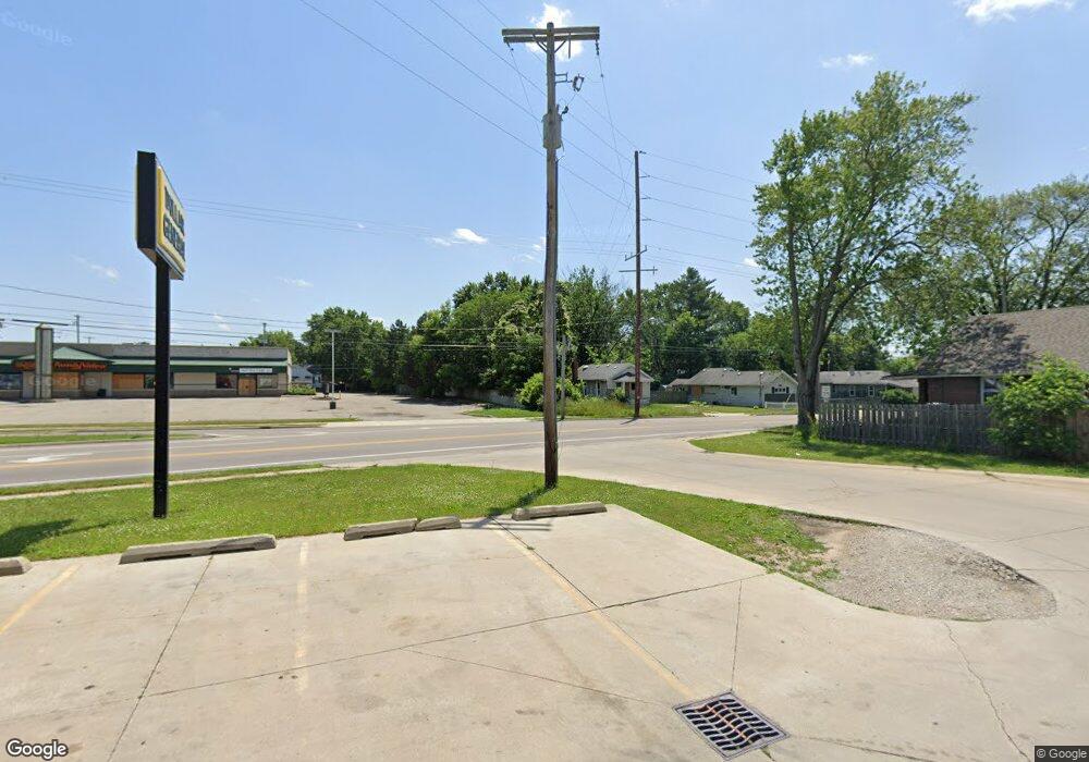 1014 W Atherton Rd, Flint, MI 48507 - photo 1