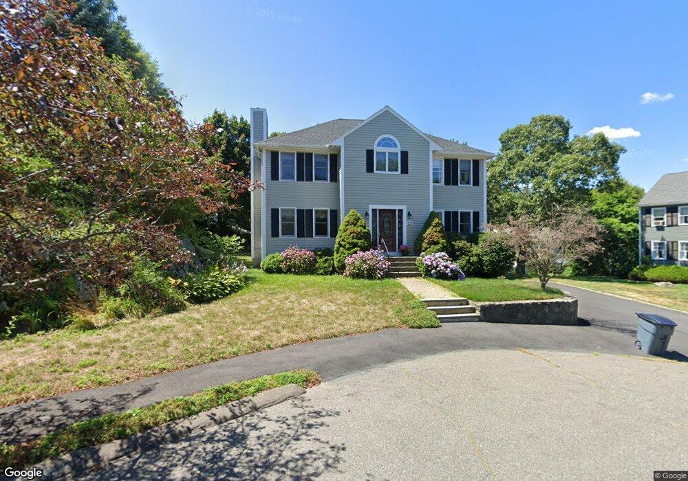 10 Fox Run Ln, Marblehead, MA 01945 - photo 1