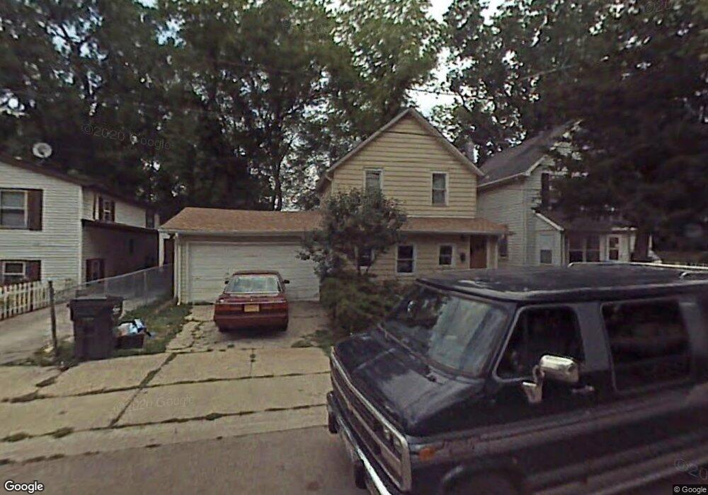 906 Low Ave, Waukegan, IL 60085 - photo 1