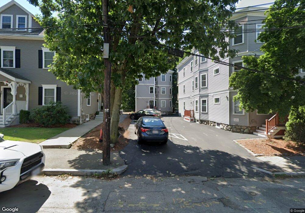 19 Robbins St unit 2, Waltham, MA 02453 - photo 1