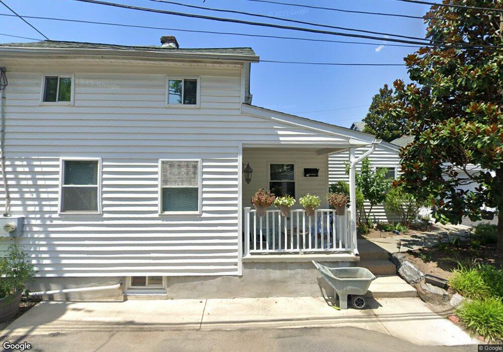 135 Fairview Rd, Crum Lynne, PA 19022 - photo 1