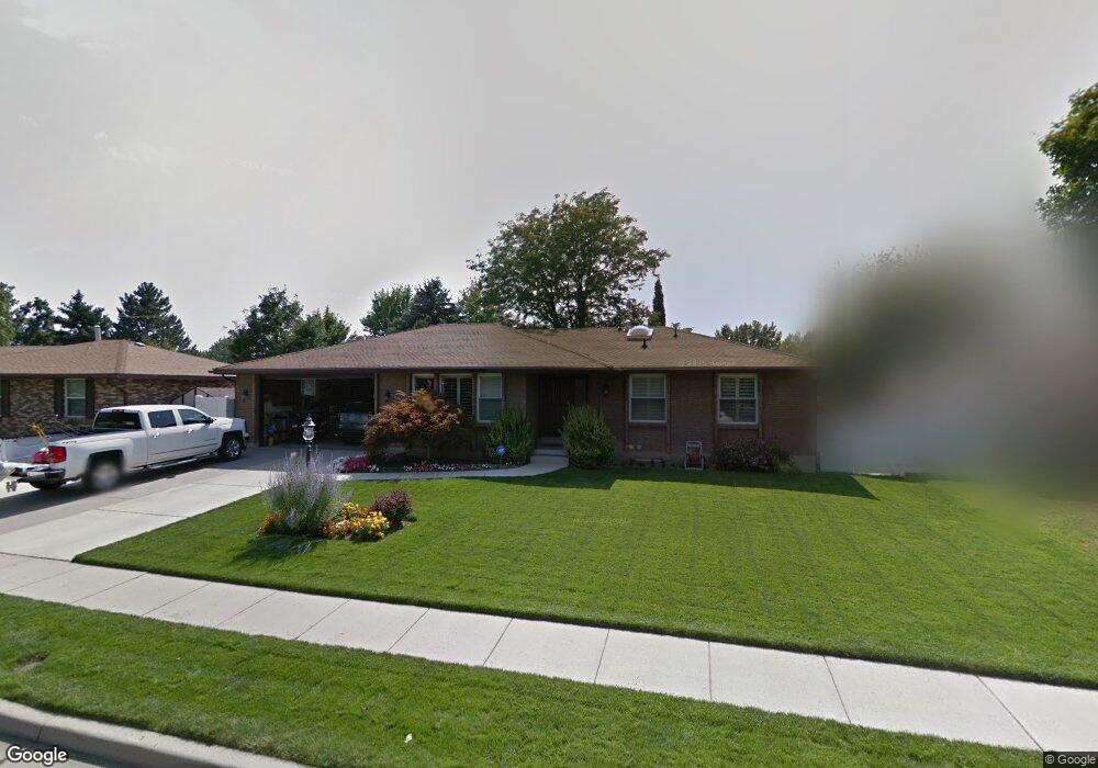 9164 Nichole Dr, Sandy, UT 84093 - photo 1