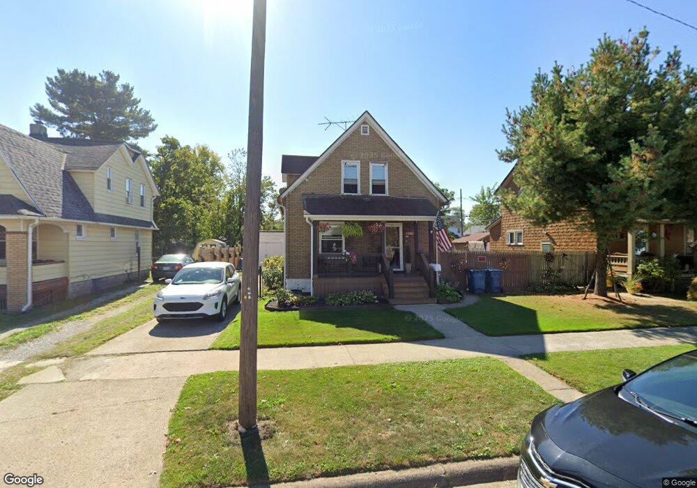 2420 E 32nd St, Lorain, OH 44055 - photo 1