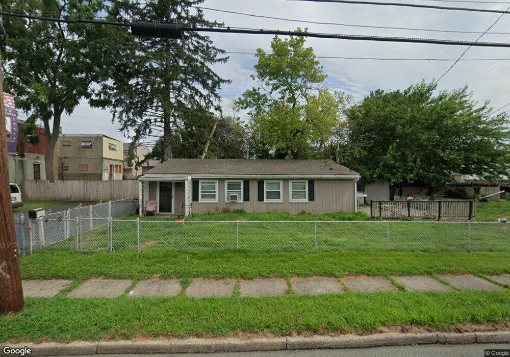 509 E 2nd St, Essington, PA 19029 - photo 1