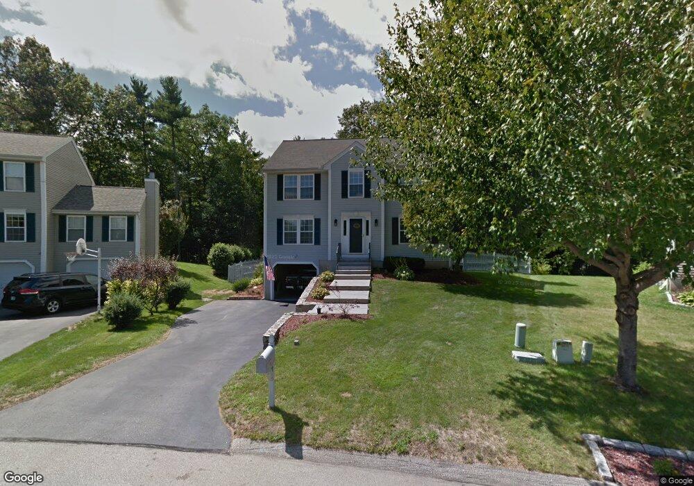 18 Scotchpine Ln, MerriMacK, NH 03054 - photo 1