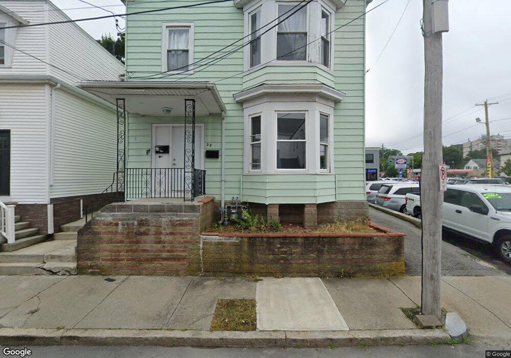 32 Cutting Ave unit 2, Cranston, RI 02920 - photo 1