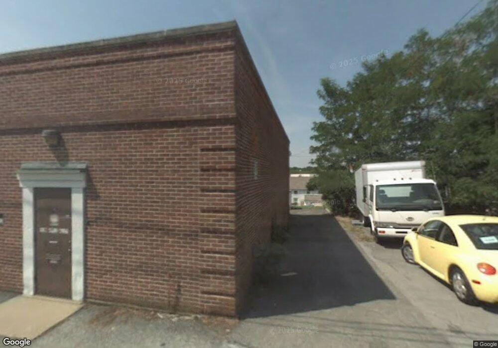 152 N Apple St, Hamburg, PA 19526 - photo 1