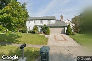 1078 Cross Country Dr, Columbus, OH 43235