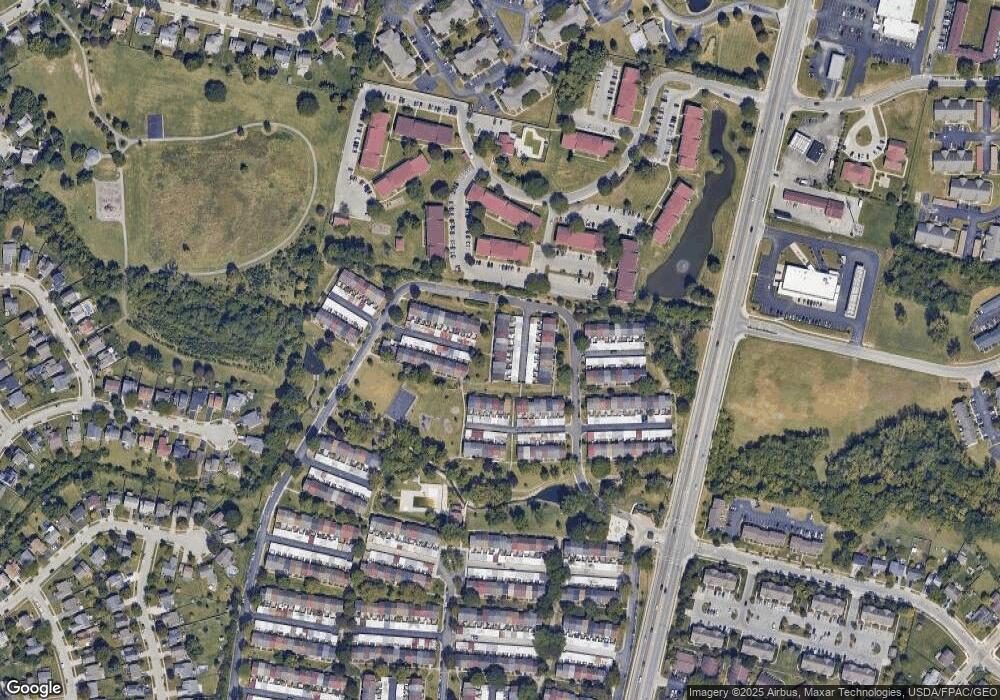 471 Clairbrook Ave unit 6, Columbus, OH 43228 - photo 1