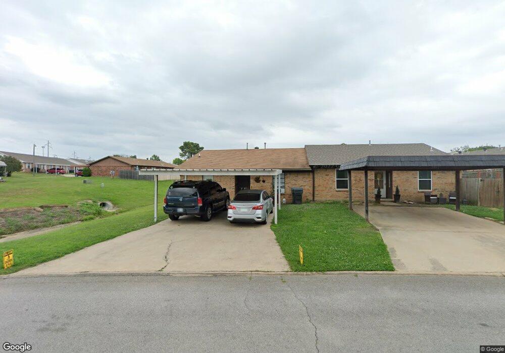 2404 Cimmarron Dr, Ardmore, OK 73401 - photo 1