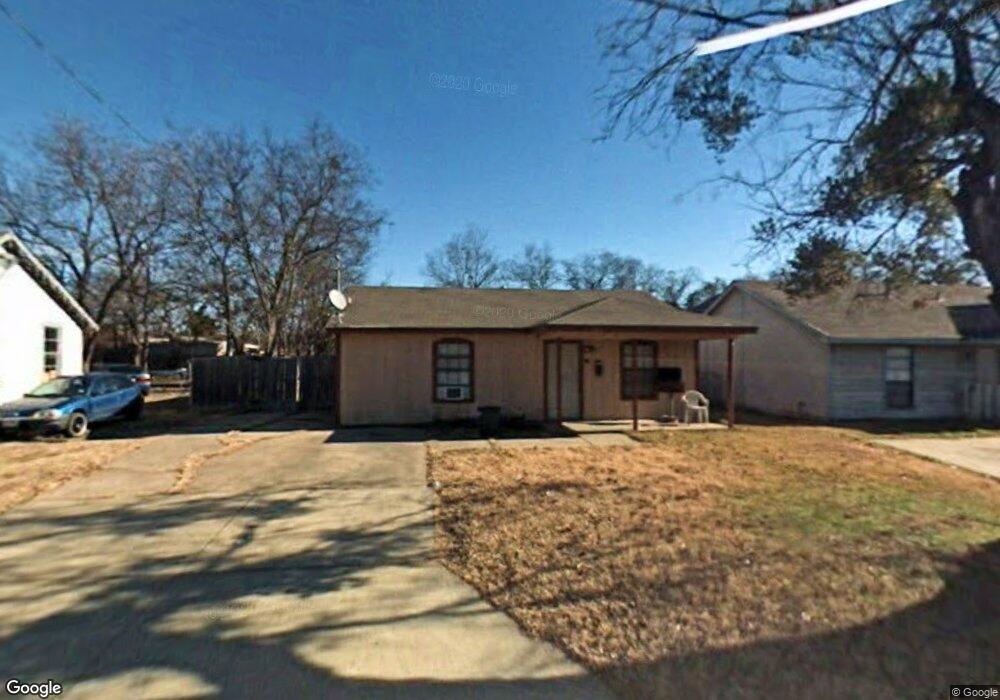 406 S Carlton St, Ennis, TX 75119 - photo 1