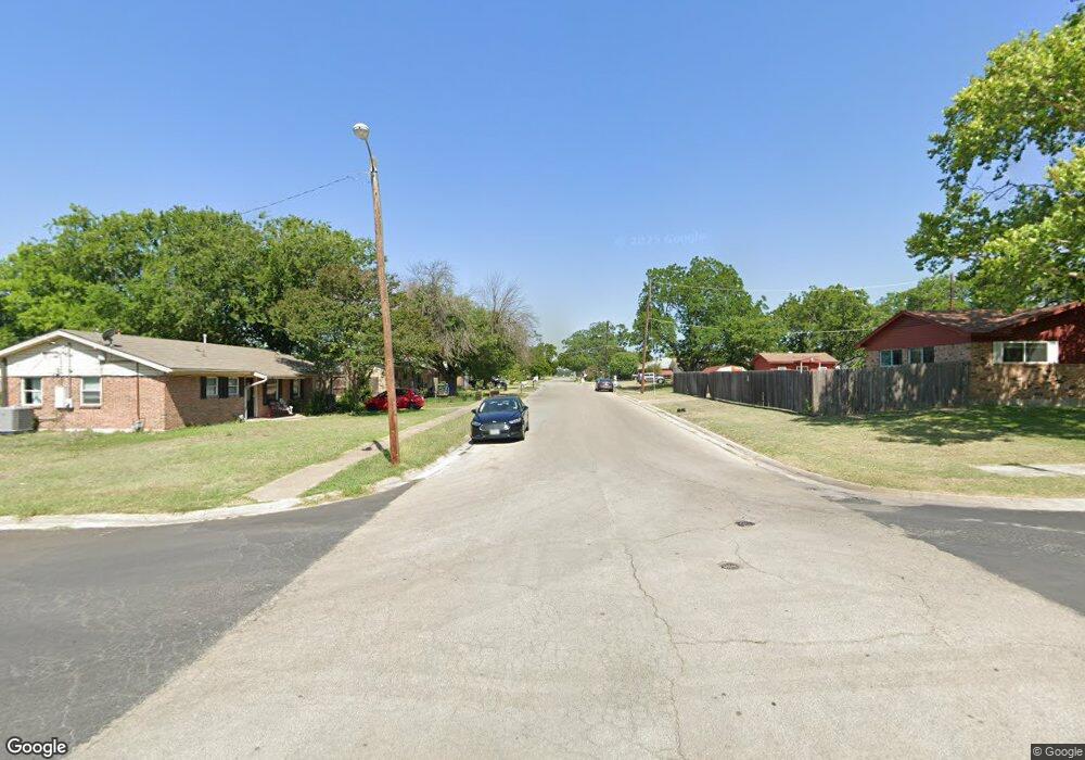 400 E Avenue B, Copperas Cove, TX 76522 - photo 1