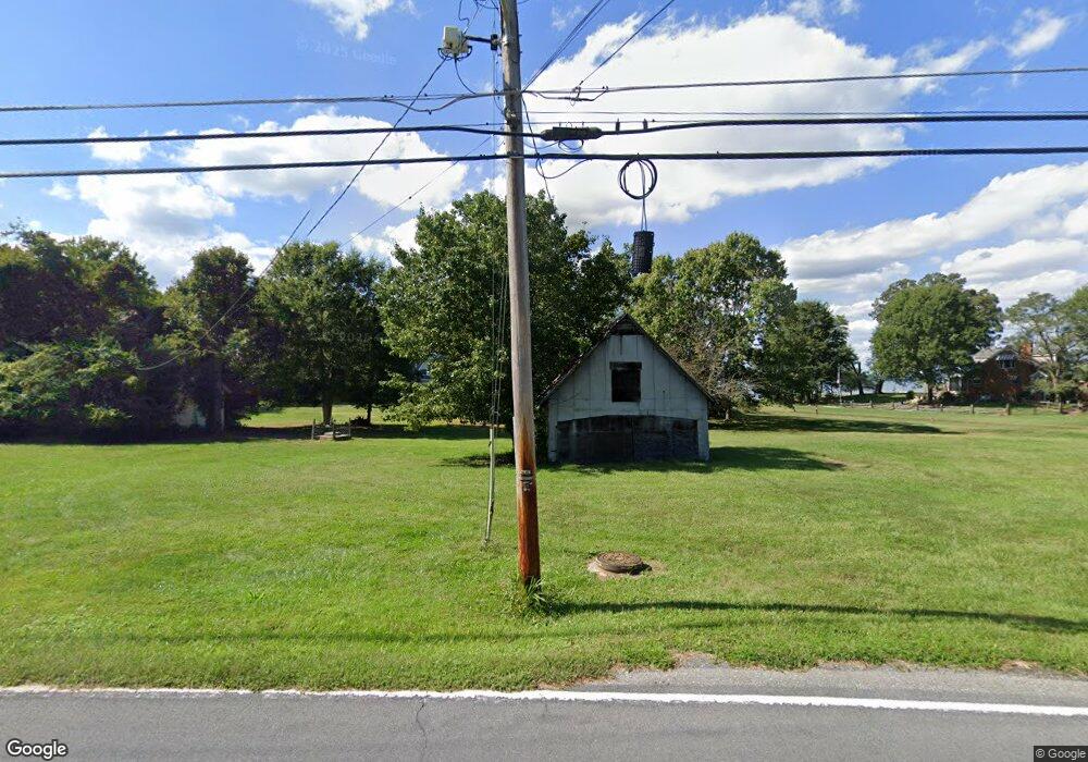 4892 Idlewilde Rd, Shady Side, MD 20764 - photo 1