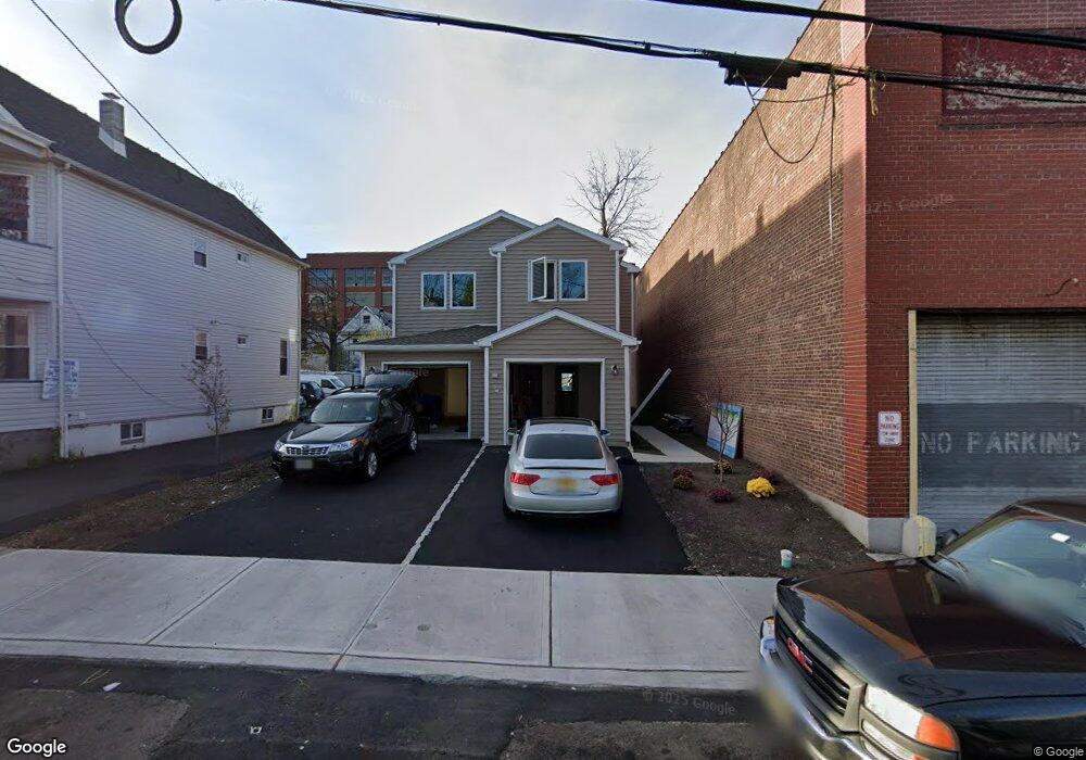 352 Howe Ave, Passaic, NJ 07055 - photo 1