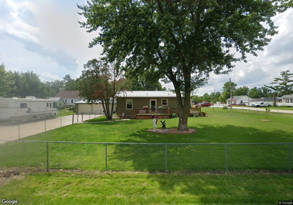 1201 Vernon Hill Blvd, Cedar Rapids, IA 52403 - photo 1