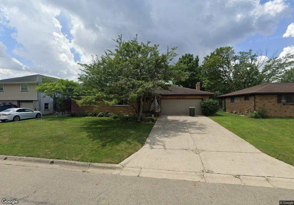 875 Janet Dr, Columbus, OH 43224 - photo 1