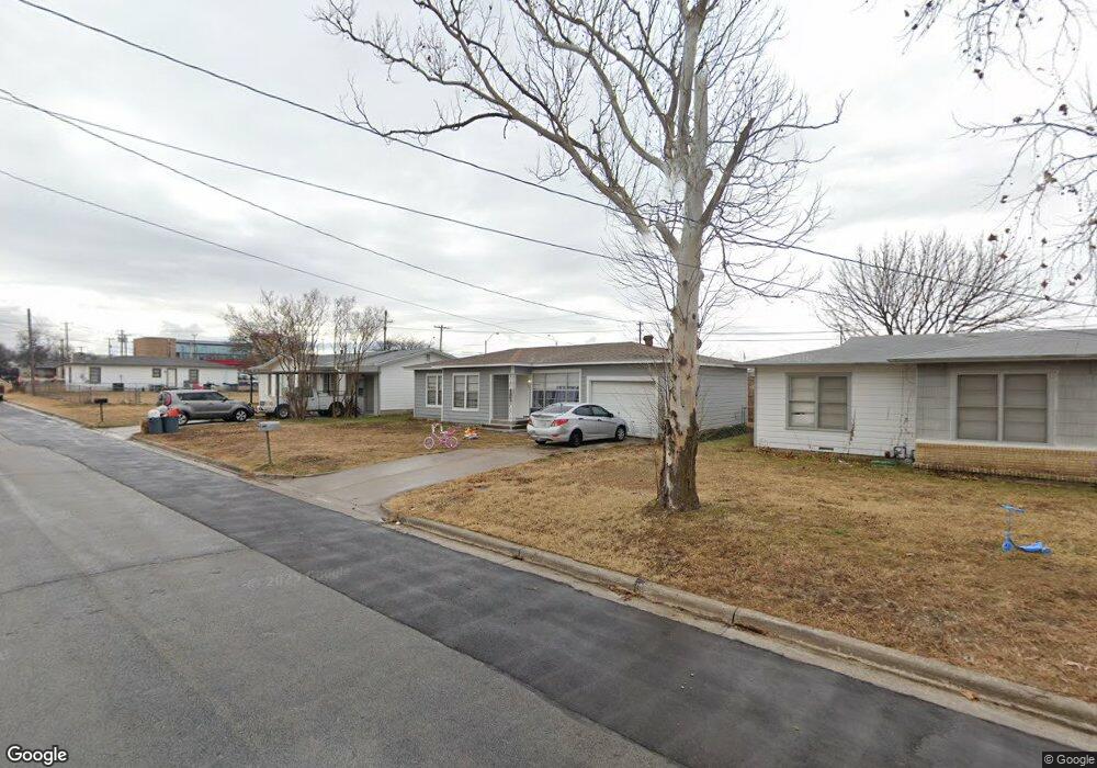 125 N Mcentire Ct, Fort Worth, TX 76108 - photo 1