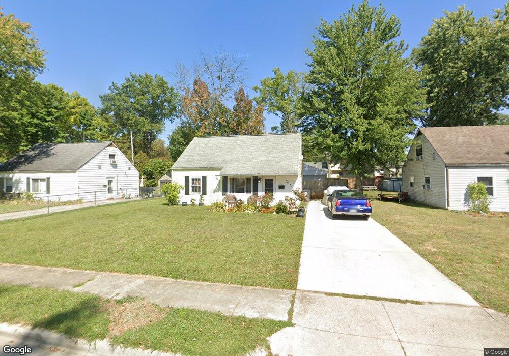 5024 Dimson Dr N, Columbus, OH 43213 - photo 1