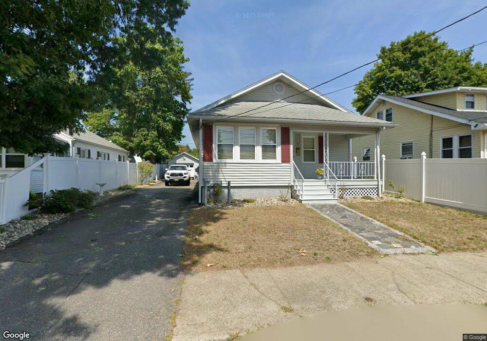 7 Elizabeth St, Taunton, MA 02780 - photo 1