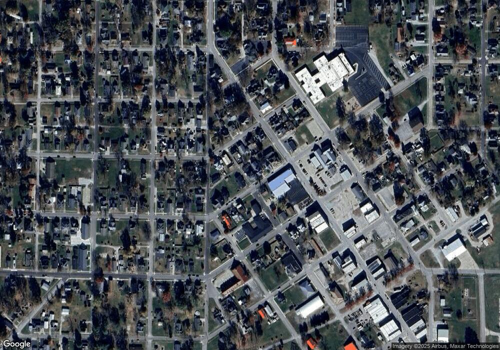 118 W 4th St, Bicknell, IN 47512 - photo 1