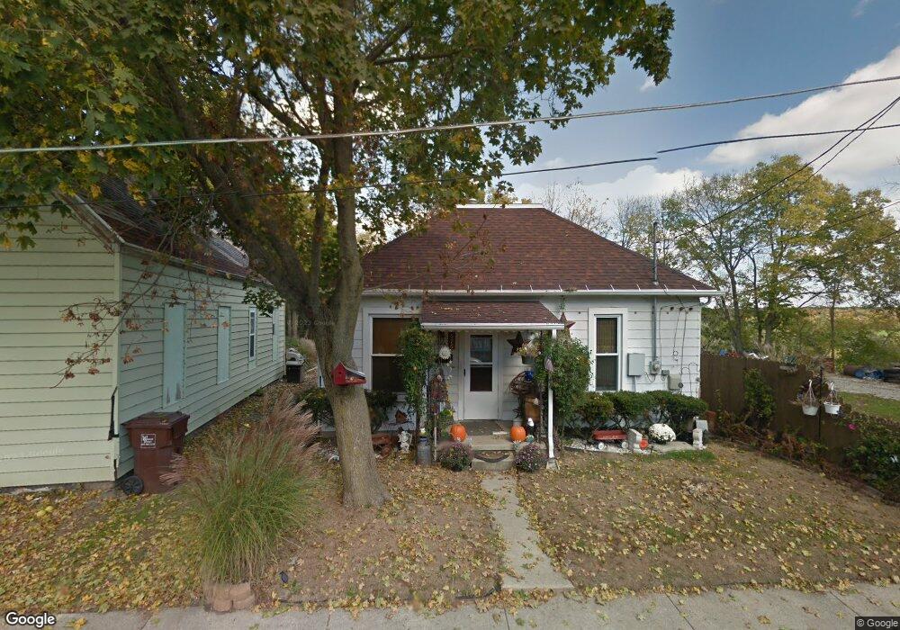 676 Calhoun St, Wabash, IN 46992 - photo 1