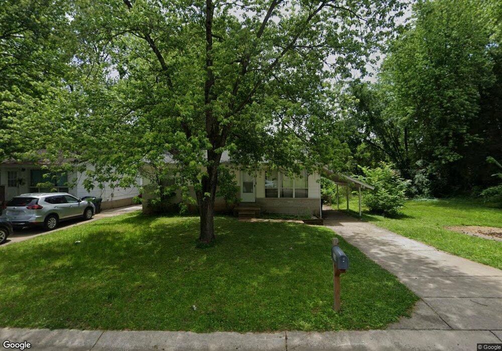 114 Young Dr, Saint Louis, MO 63135 - photo 1