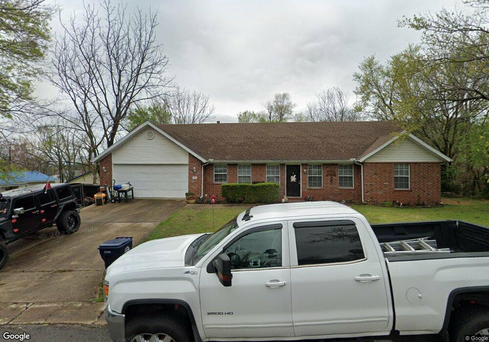 202 Kennan St, Prairie Grove, AR 72753 - photo 1