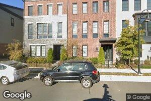 20271 Oak Bluff Dr, Ashburn, VA 20147