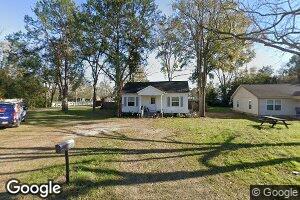105 W Bryan St, Sparks, GA 31647