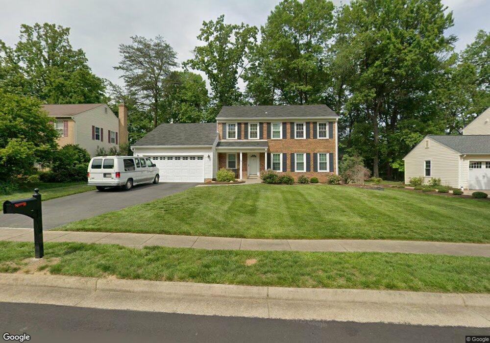 9010 Penn Manor Ct, Springfield, VA 22153 - photo 1