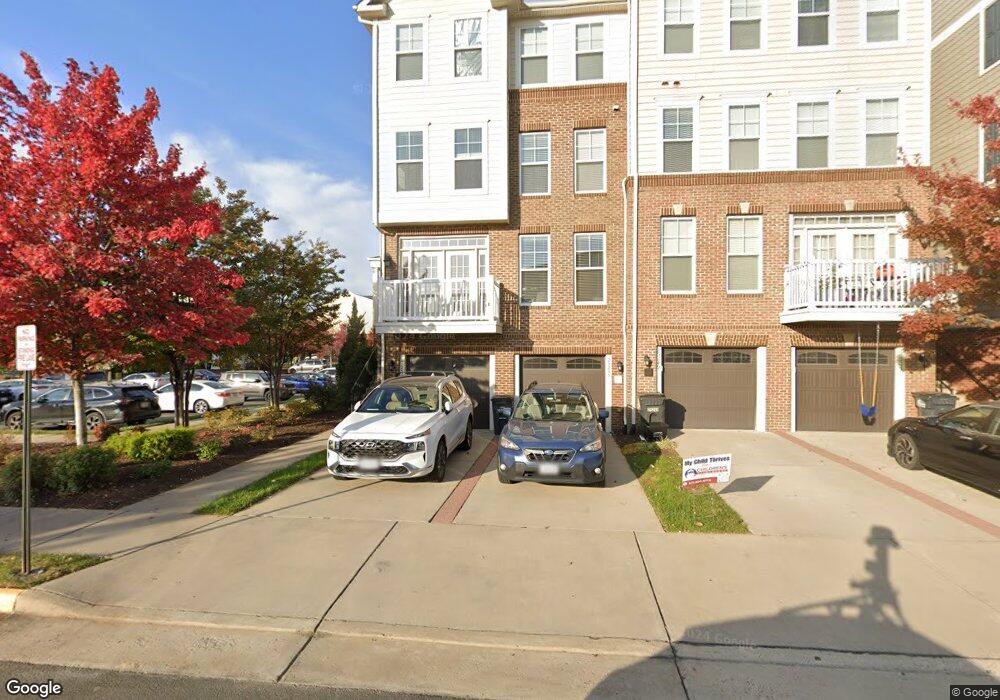 25253 Laureldale Terrace, Chantilly, VA 20152 - photo 1