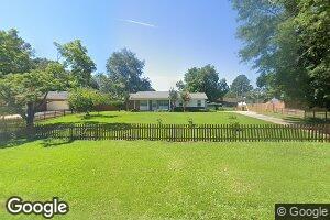 624 E Alice St, Noxapater, MS 39346