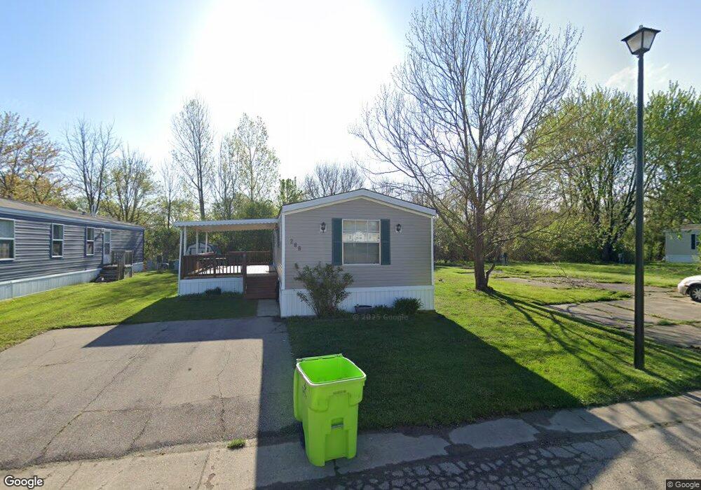 282 King George III Dr, Flint, MI 48507 - photo 1