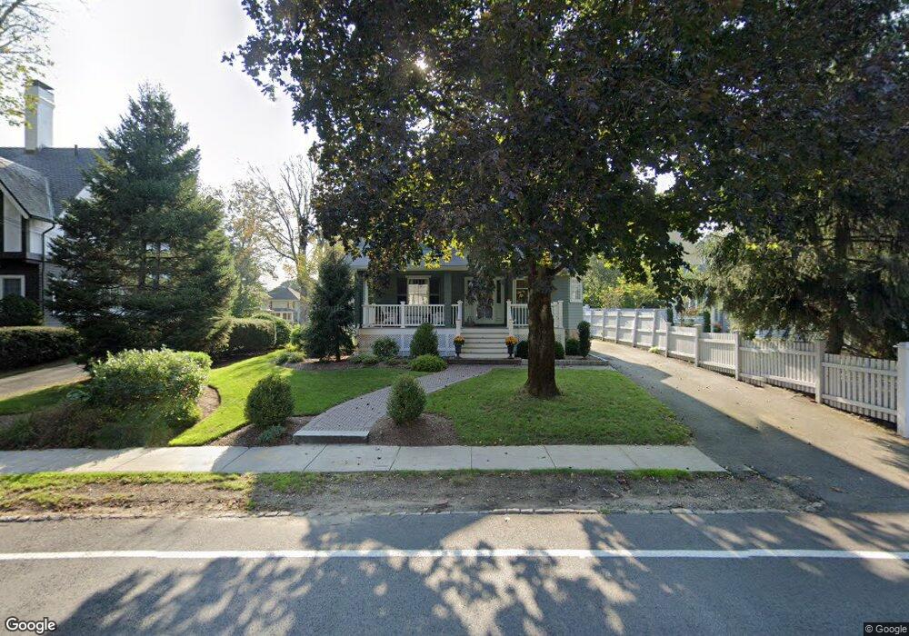 81 Fletcher St, Winchester, MA 01890 - photo 1