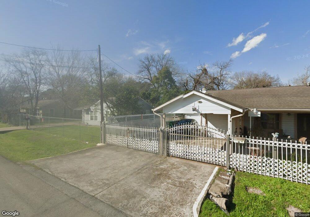 7103 Helmers St, Houston, TX 77022 - photo 1