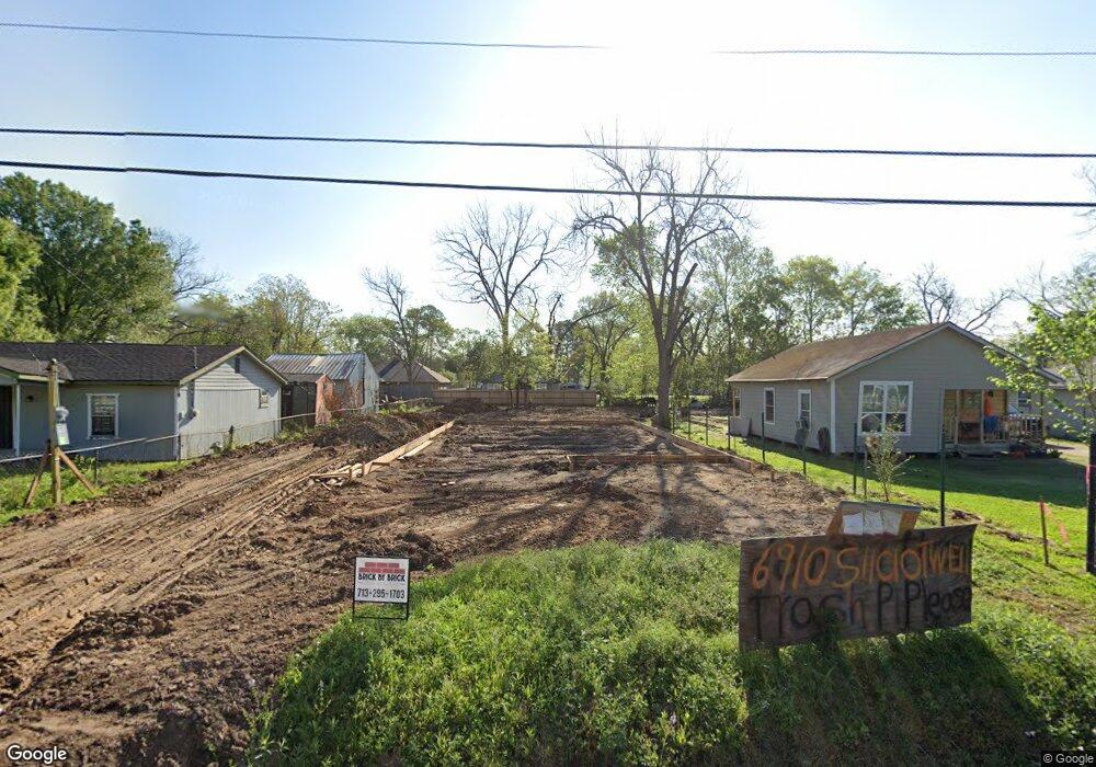 6910 Shotwell St, Houston, TX 77028 - photo 1