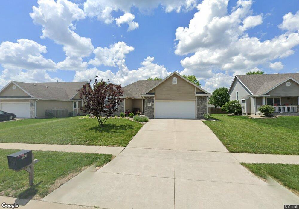 4339 SW Misty Harbor Dr, Topeka, KS 66610 - photo 1