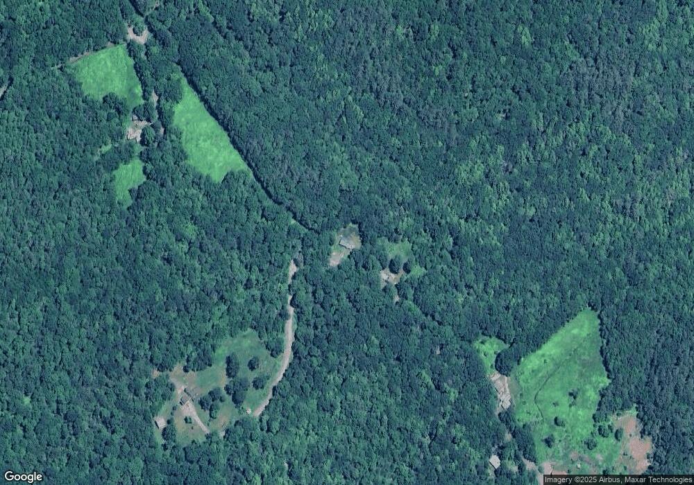 138 Newfane Hill Rd, Newfane, VT 05345 - photo 1