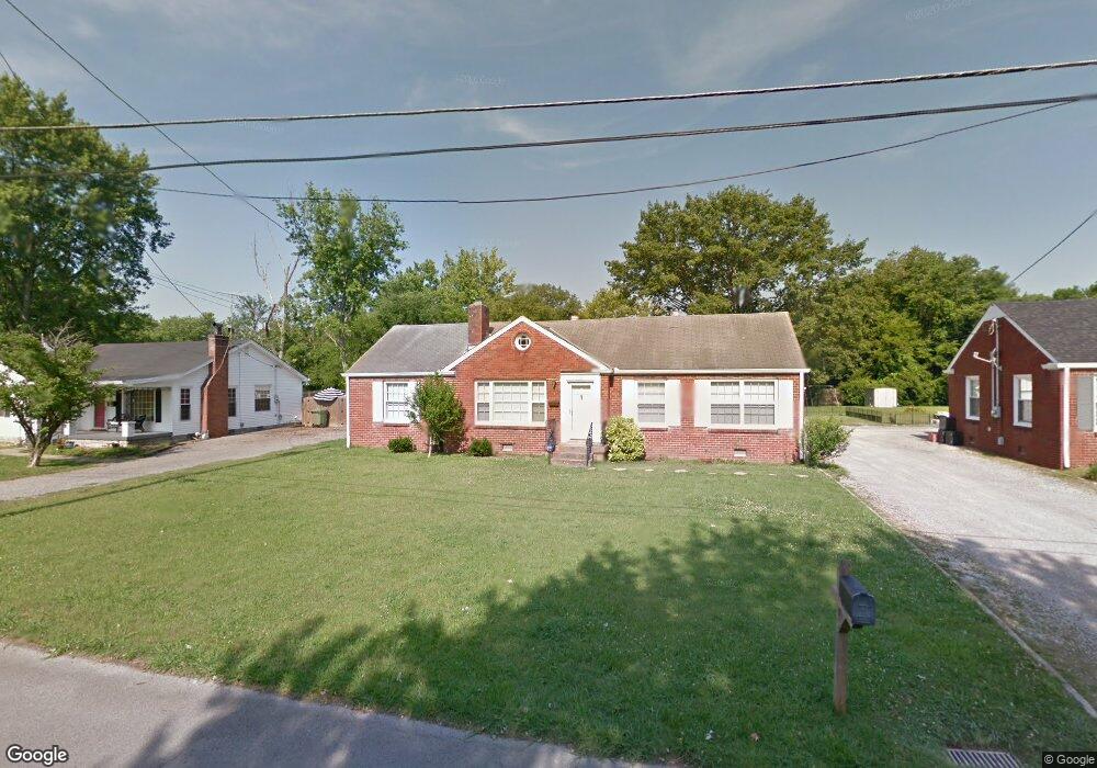308 Pennsylvania Ave, Lebanon, TN 37087 - photo 1