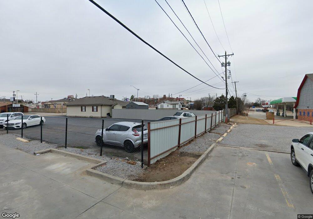 2722 N Park Ave, Shawnee, OK 74804 - photo 1